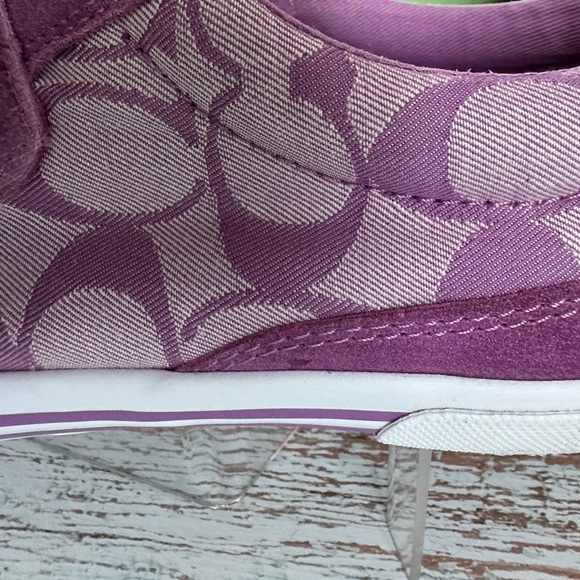👟Lilac Coach Sneakers - Size 9,5B👟 - Picture 11 of 16